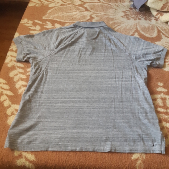 Classic Nike Polo Shirt - Picture 12 of 15